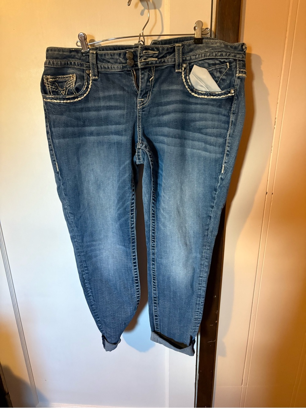 Vigoss Medium Blue Cropped Ankle Jeans